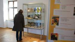 besucherin wa vitirine domaene dahlem hemmer