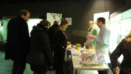 interessierte hamburg summt zoologisches museum hoelzer
