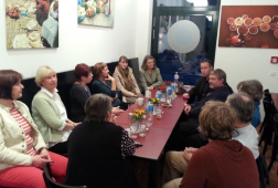 stammtisch hamburg summt oekomenisches forum hafencity hoelzer