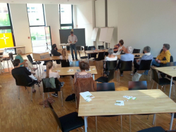 zuhoerer bienentalk oekumenisches forum hafencity c hemmer